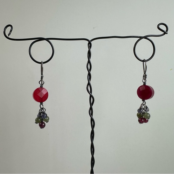 SILPADA RED JADE DROP EARRINGS. - Picture 3 of 4